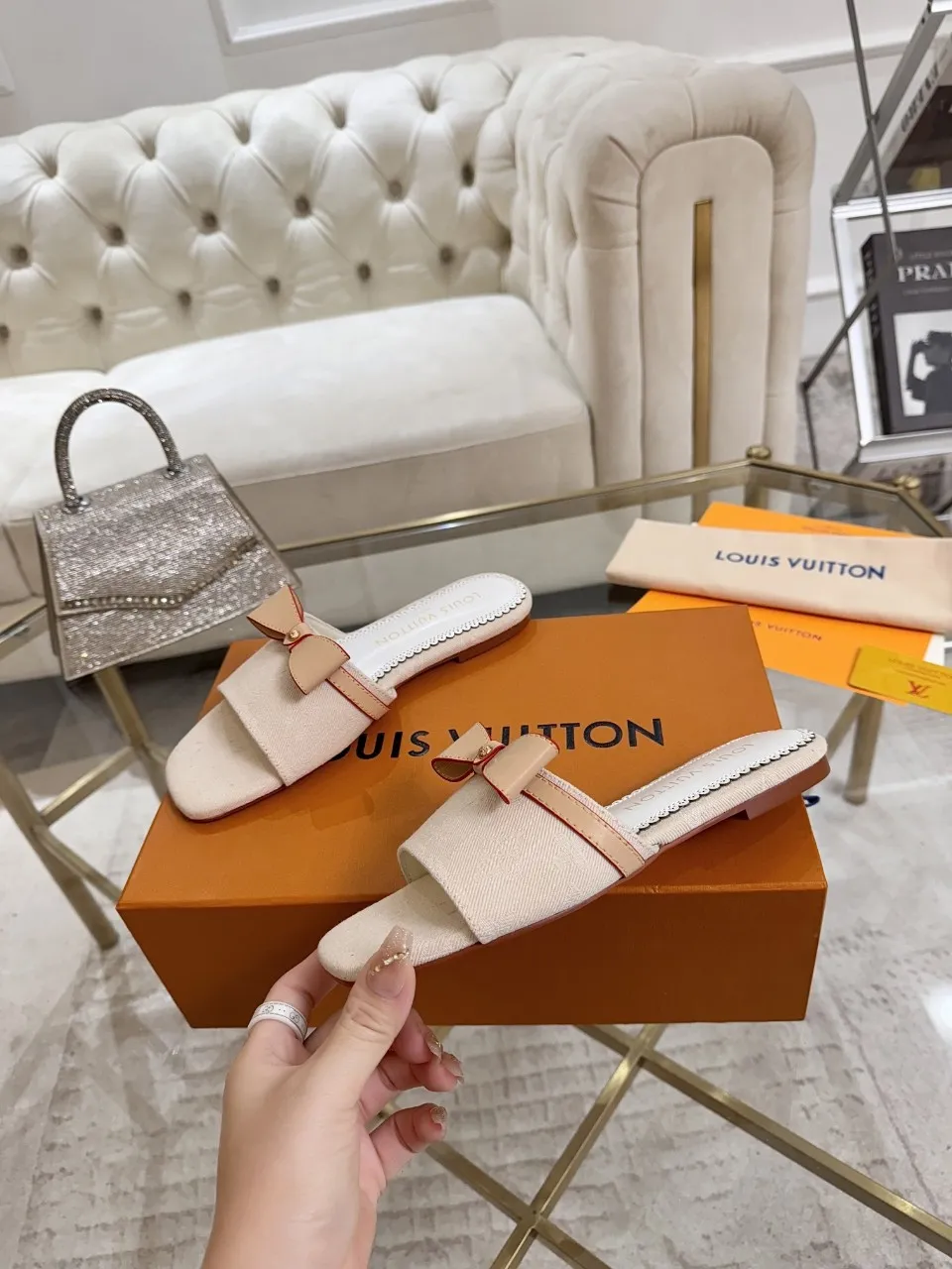 👟👟Ex-factory price 340👟👟 Genuine leather sole +40 Lv denim jacquard slippers, ex-factory price 70-43 Leather sole +40